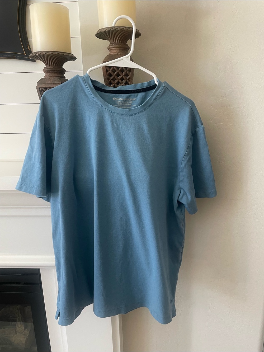 Banana Republic Men’s Dusty Blue Crew Neck Tee